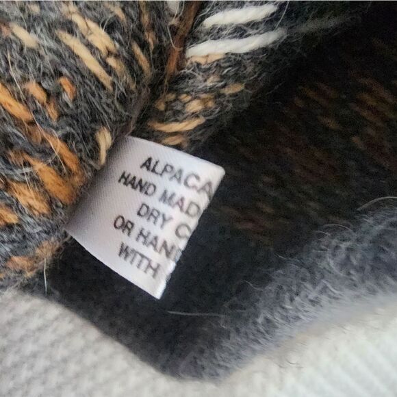 Alpaca Imports Patterned Cardigan Sweater Alpaca Wool - Picture 9 of 9